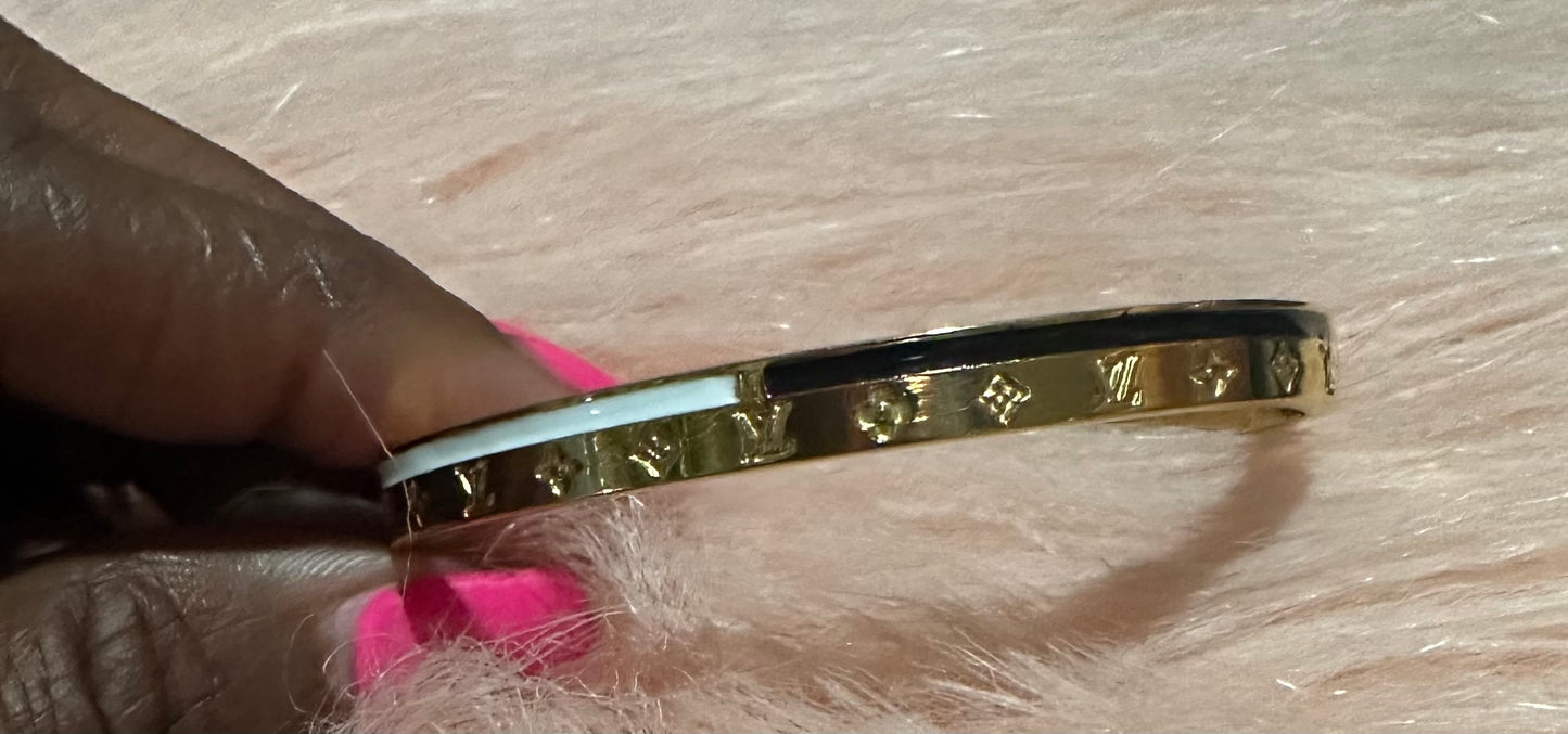 Luxe Designer-Inspired Bangle Bracelets(Box not included)