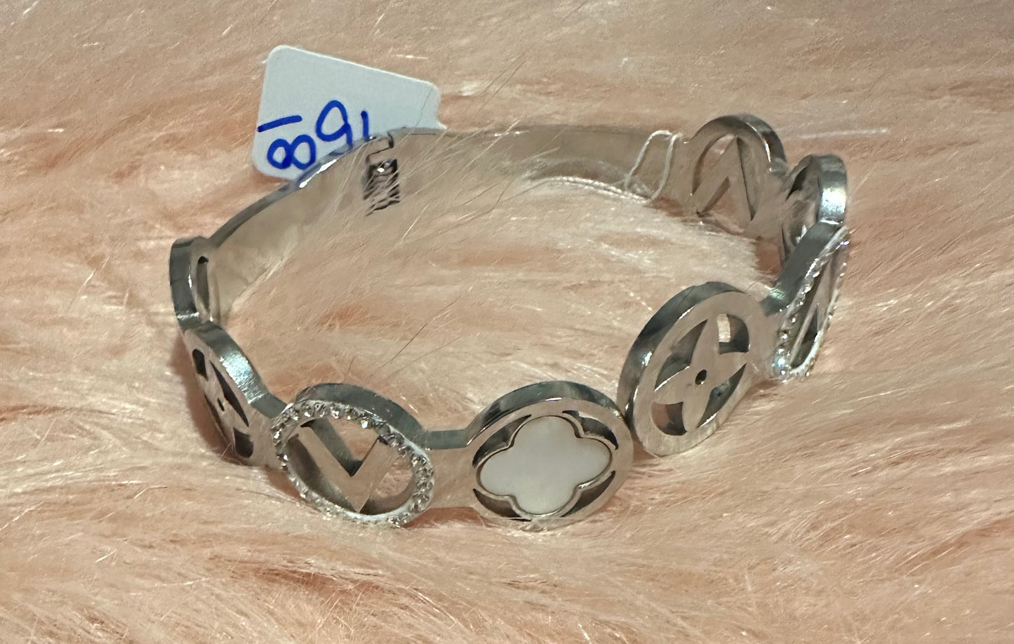Luxe Designer-Inspired Bangle Bracelets(Box not included)