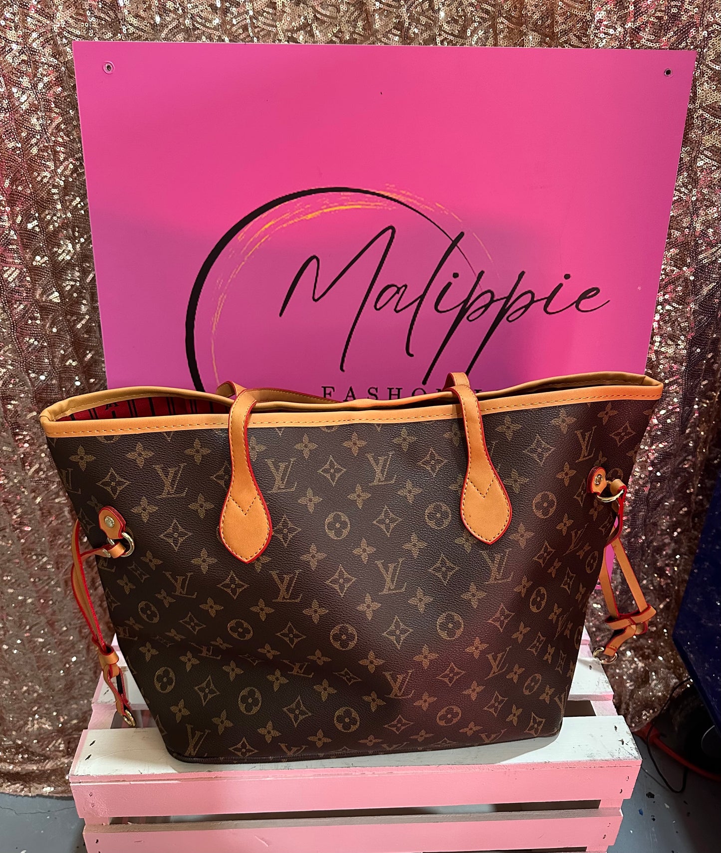 Boutique Glam & Chic Purse’s