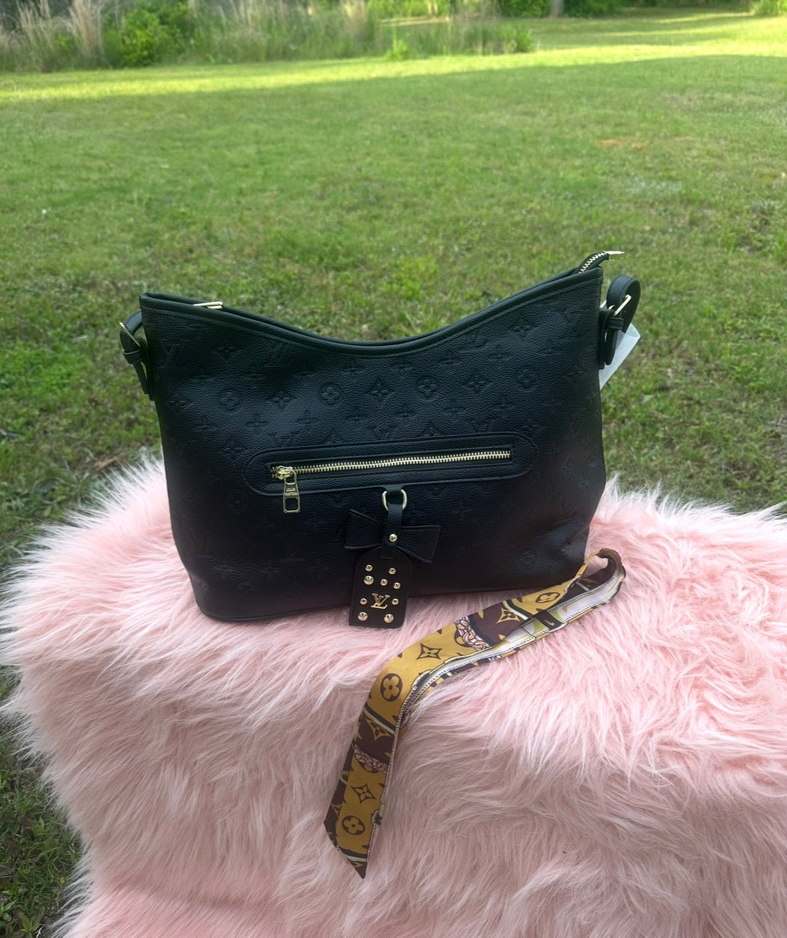 Boutique Glam & Chic Purse’s
