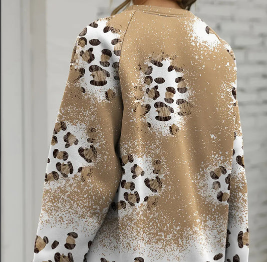 Cheetah’s Print Raglan Sleeve Sweatshirt