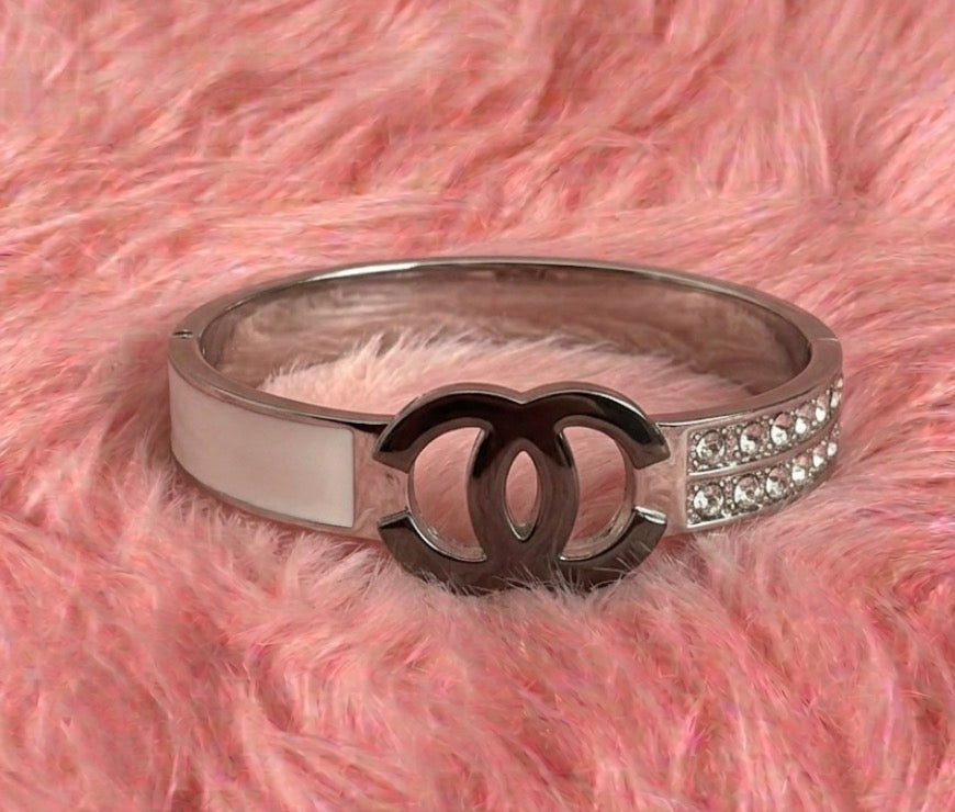 Luxe Designer-Inspired Bangle Bracelets(Box not included)