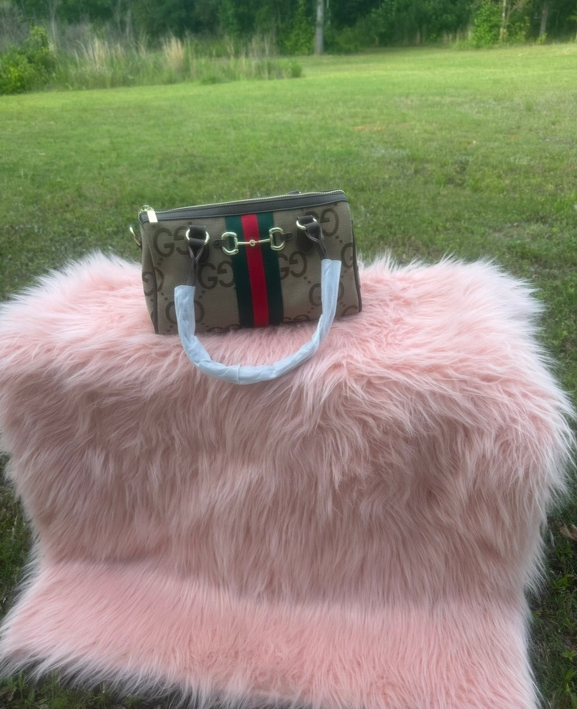 Boutique Glam & Chic Purse’s
