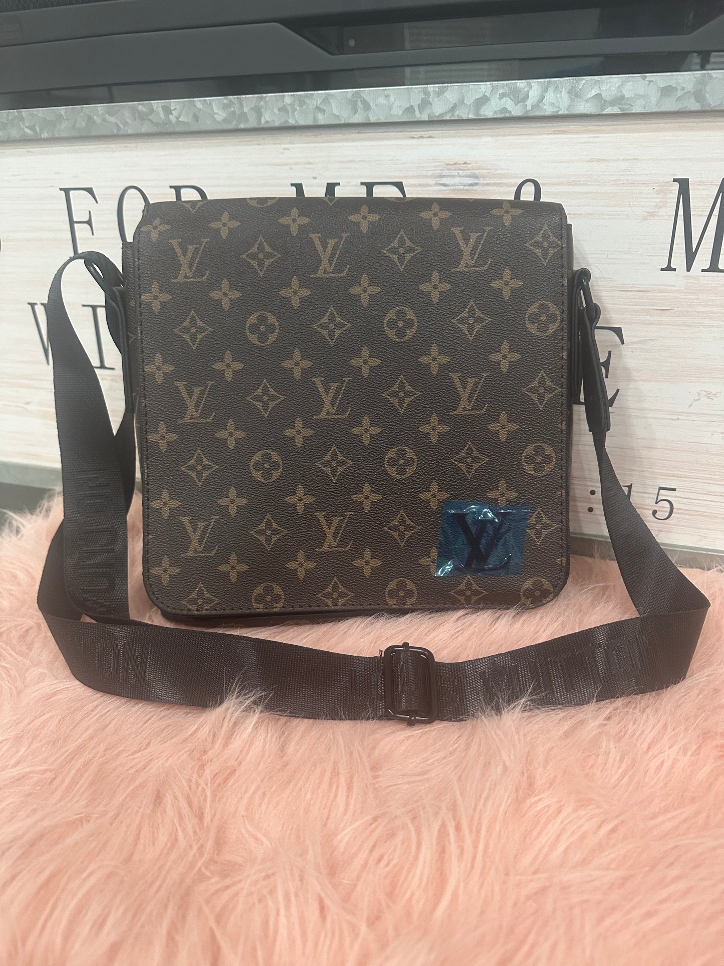 Boutique Glam & Chic Purse’s