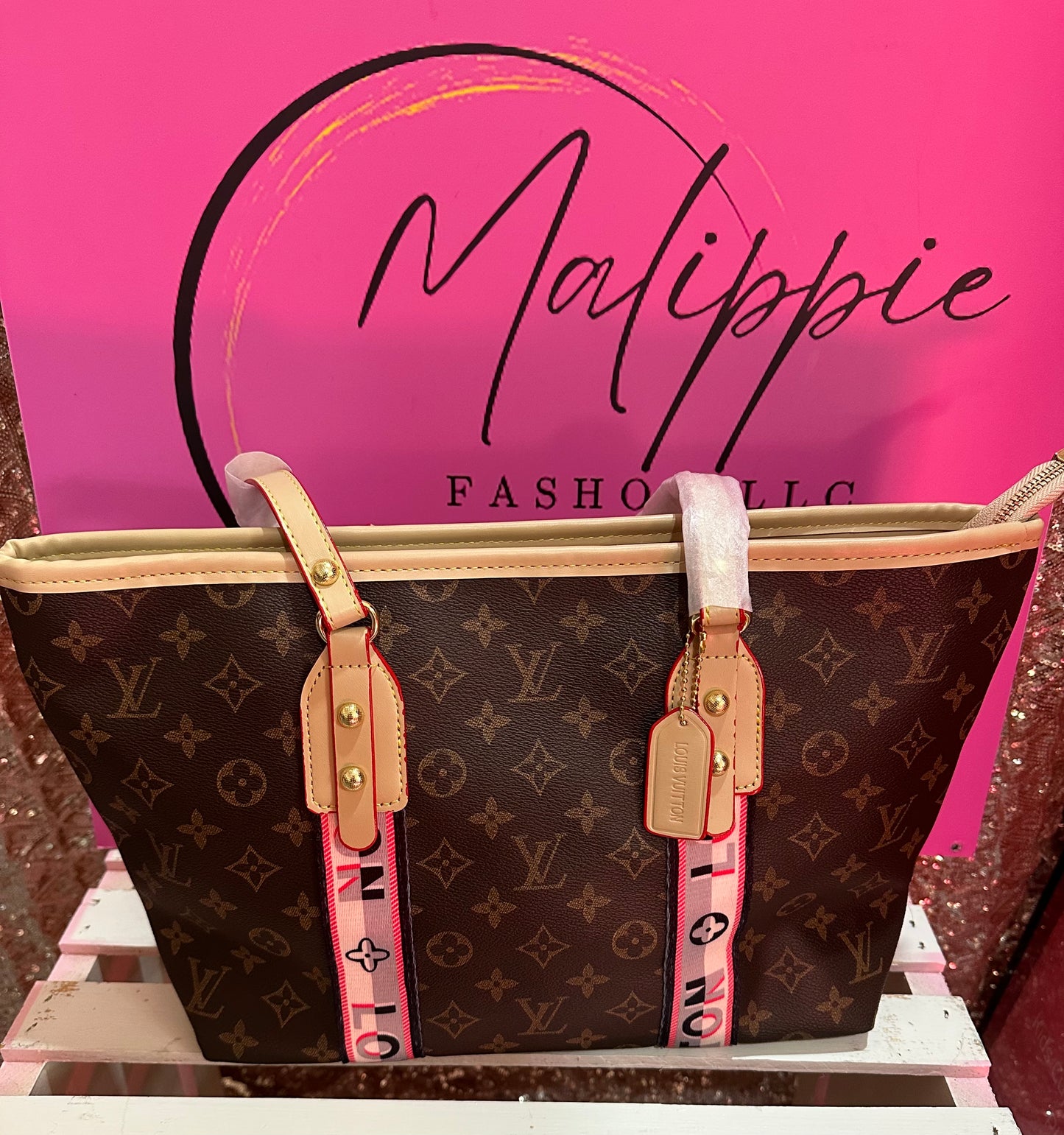 Boutique Glam & Chic Purse’s